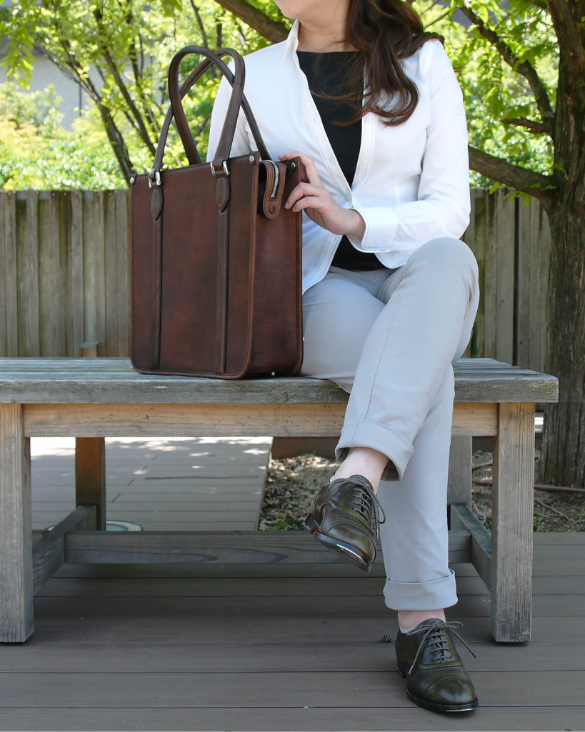 DERBY TOTE