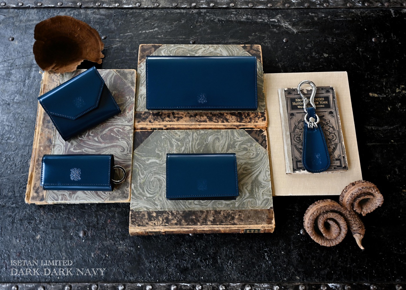 伊勢丹限定カラーコレクション”DARK DARK NAVY”取扱い開始のご案内
